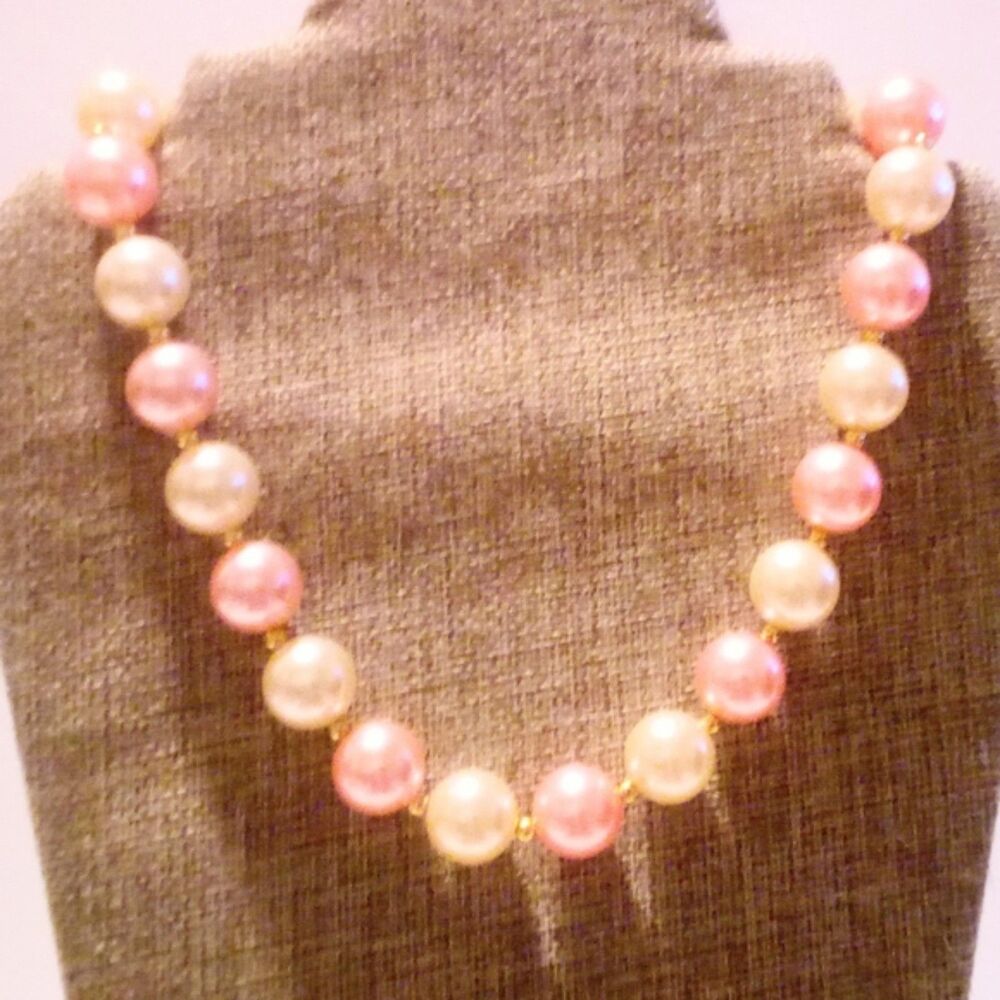 Chunky Peach and White Beaded Faux Pearl Necklace *